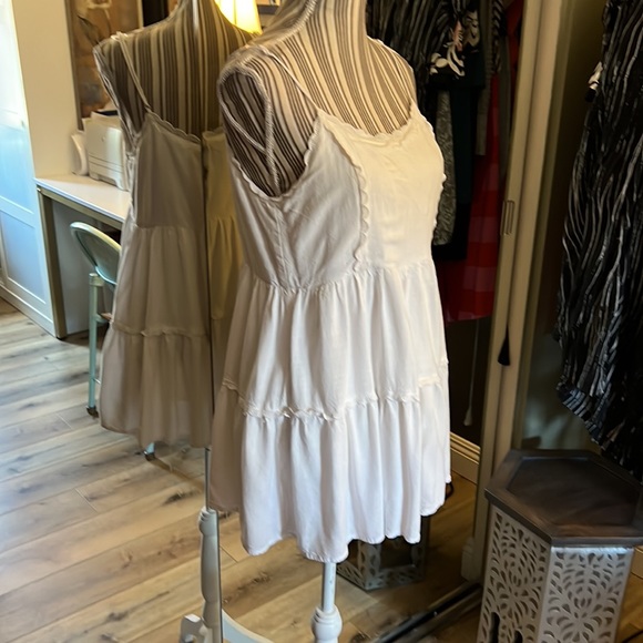 Sky & Sparrow, white tunic, spaghetti straps, large - Picture 6 of 7